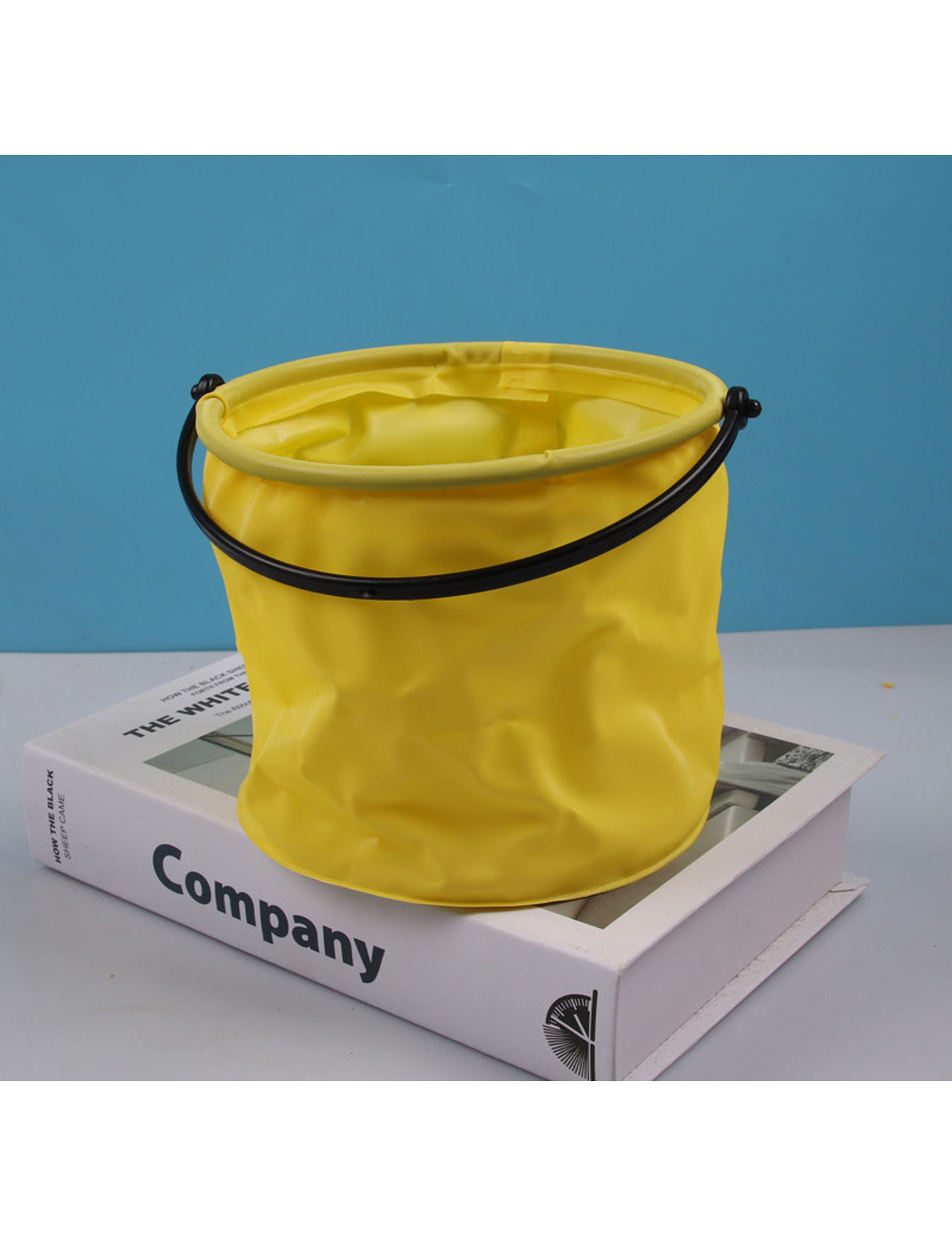 Telescopic Fishing Bucket, Ext - огляд і ціна Fishing Equipment Clearance